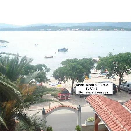 Appartement Roko Turanj